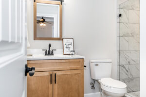 1213 Broad Leaf Ct Trappe MD-large-028-021-Primary Bath-1500x1000-72dpi