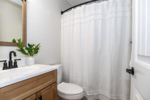 1213 Broad Leaf Ct Trappe MD-large-033-028-Bathroom-1500x1000-72dpi